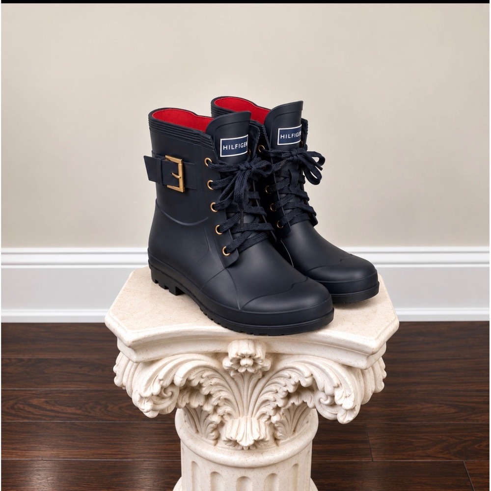 Tommy Hilfiger Navy Lace-Up Rain Boots Women US 8 Gold Buckle Ankle Boot